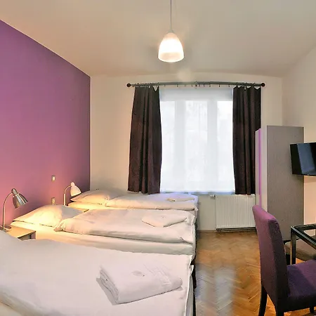 Cybulskiego Guest Kraków
