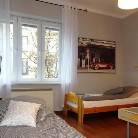 Cybulskiego Guest Pensionat 3*