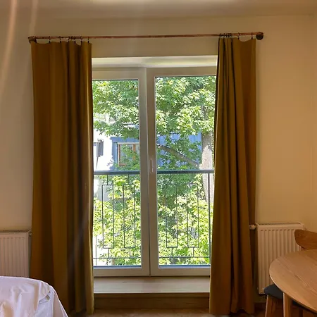 Cybulskiego Guest 3* Kraków