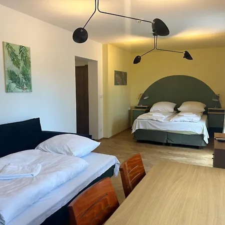 Cybulskiego Guest Kraków