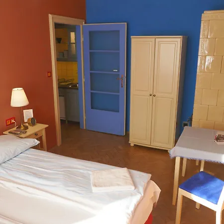 Cybulskiego Guest 4* Краков