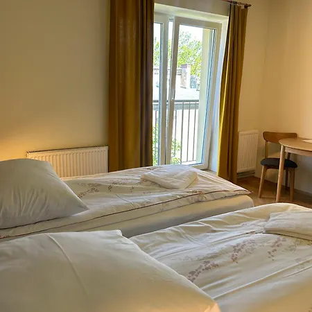 Cybulskiego Guest 3* Krakow